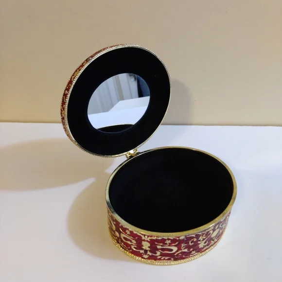 Vintage Red Gold Oval Jewelry Trinket Box With Shoe On Top Rococo Style …